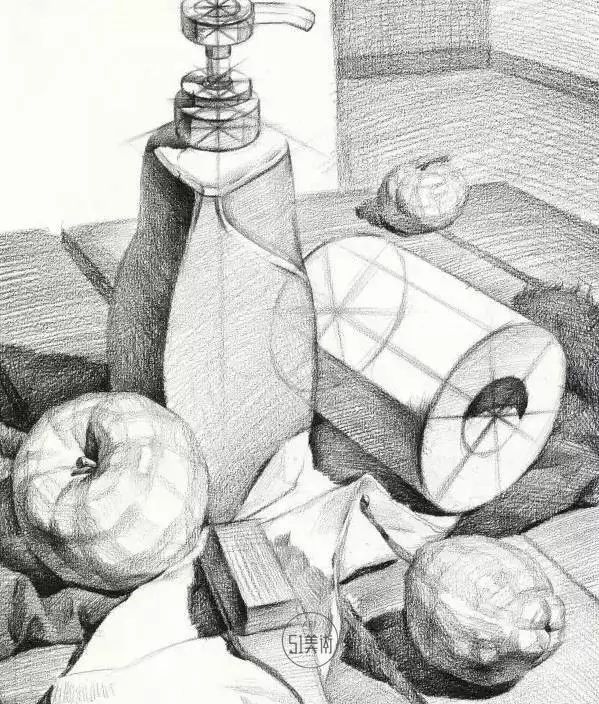 静物结构素描几何体组合前实后虚等关系近大远小,画好几何体主要注意
