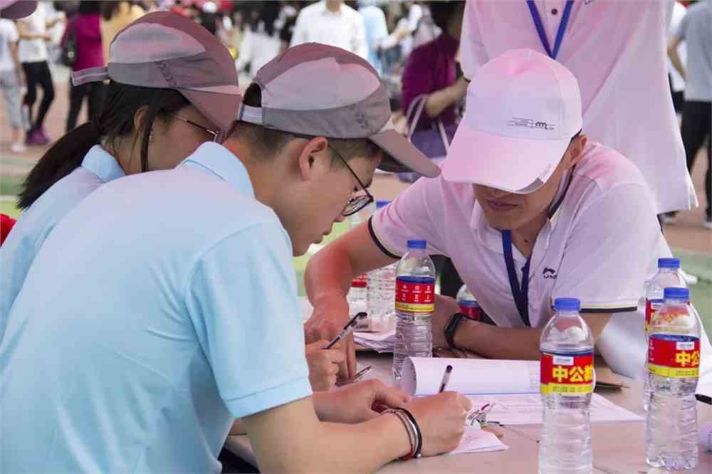 合肥师范学院 hfnu1955—图片:徐飞云 方文韬 房雅婷文字:邢文雯