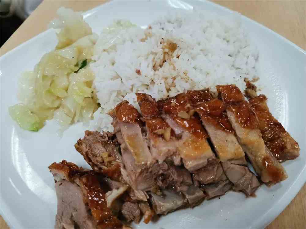 瘦肉肠 瘦肉加蛋肠 鸳鸯肠 瘦肉加蛋蒸米粉 叉烧加蛋蒸米粉 港式烧腊