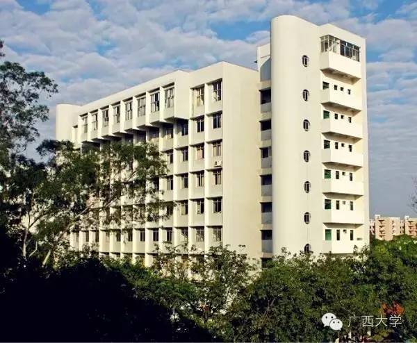 广西大学竟然隐藏着一条最美建筑中轴线
