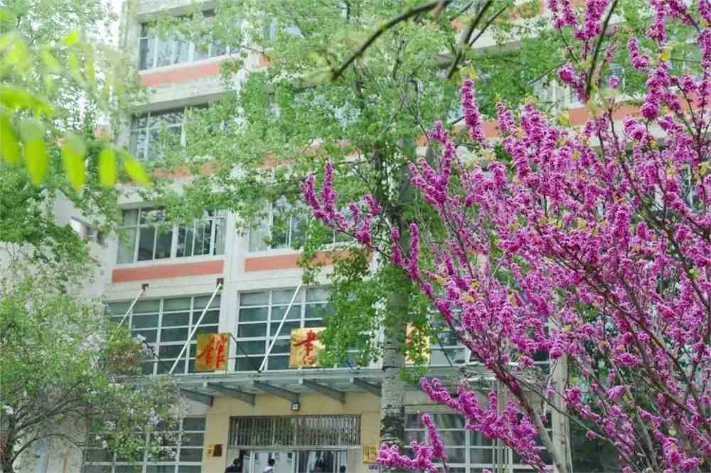 廊坊师范学院