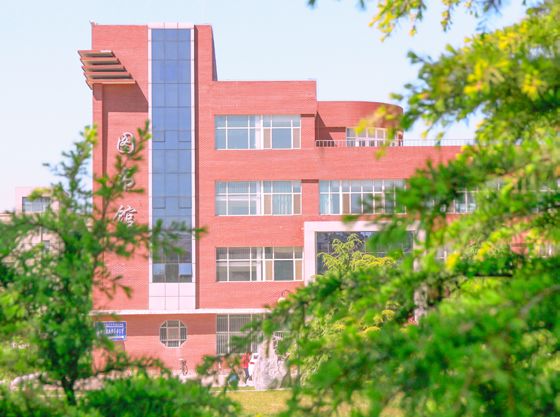 燕京理工学院招生室
