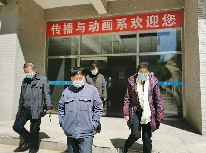 杨志安校长深入传播与动画系开展调研_唐山学院_零